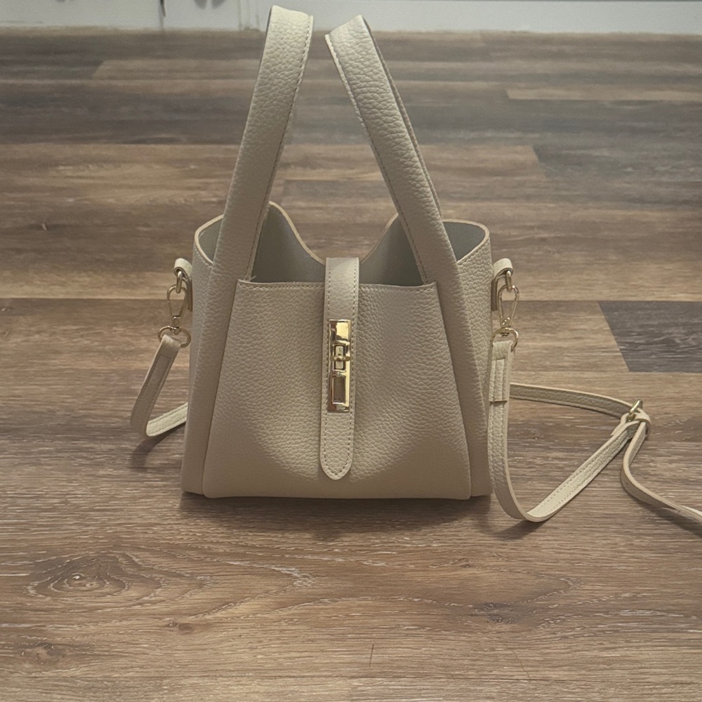 Cream Bag